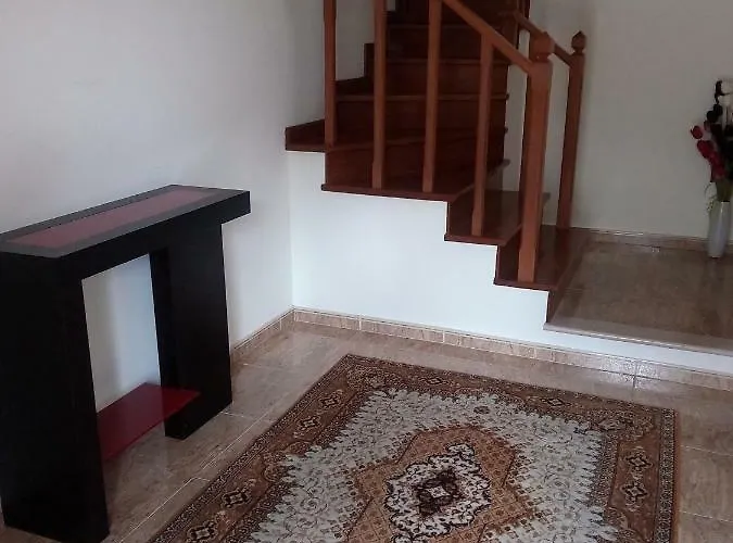 Πανσιόν House Victoria Ναζαρέ