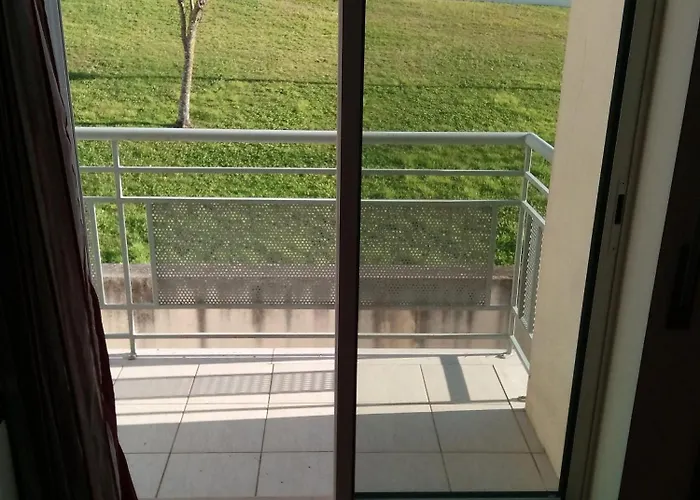 House Victoria נאזרה