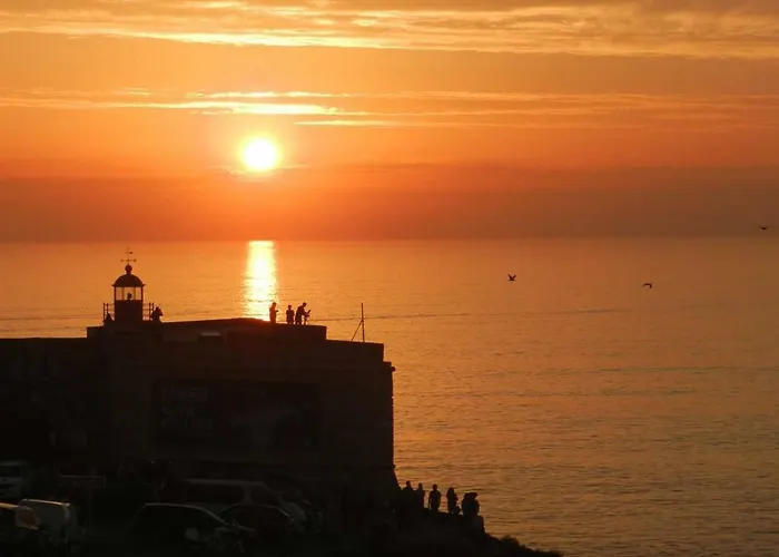 House Victoria נאזרה