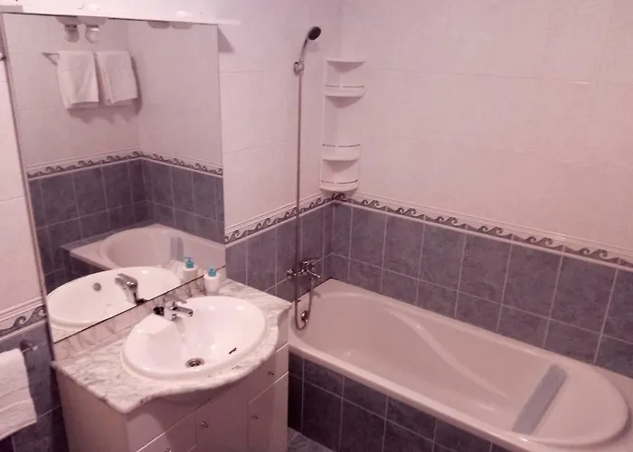 בית הארחה House Victoria נאזרה