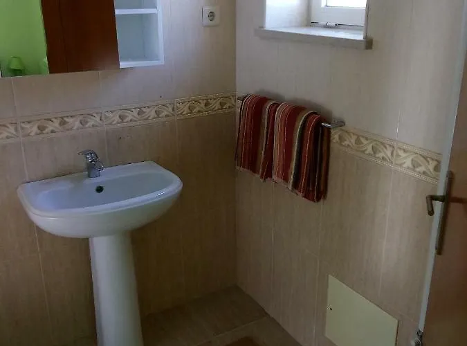 בית הארחה House Victoria